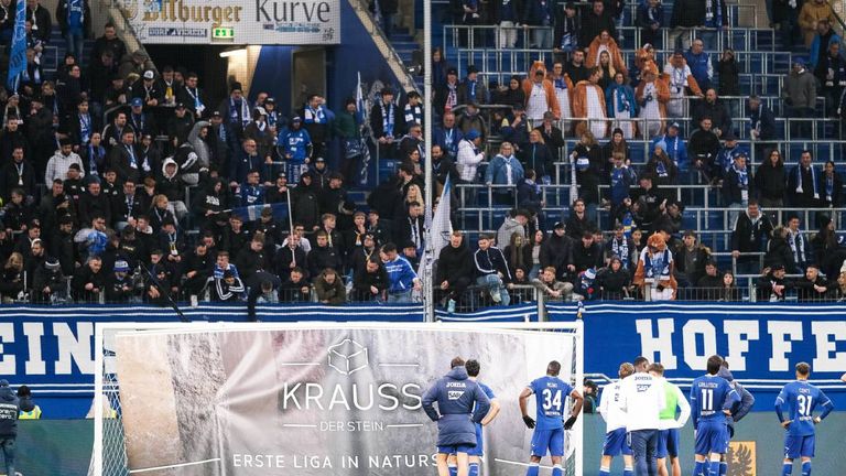 Bei den Hoffenheim-Fans herrscht nach dem Rauswurf der Bosse Unmut. 