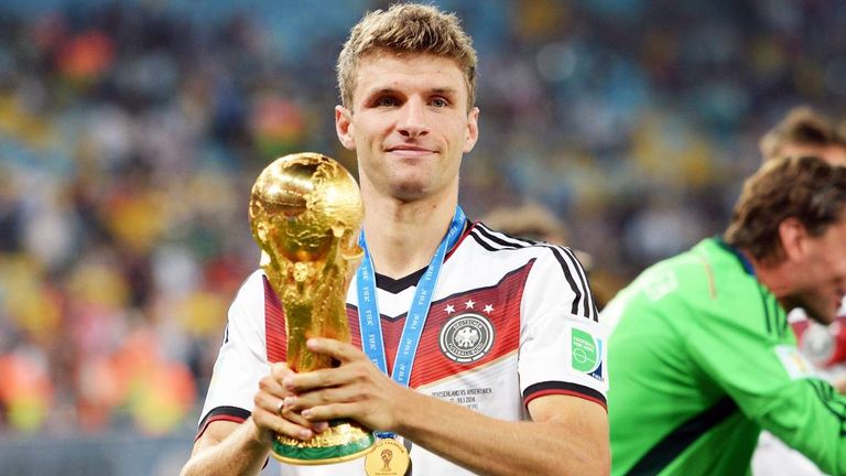 Bei seiner zweiten WM-Teilnahme gewann Thomas Müller 2014 den Titel mit dem DFB-Team. 
