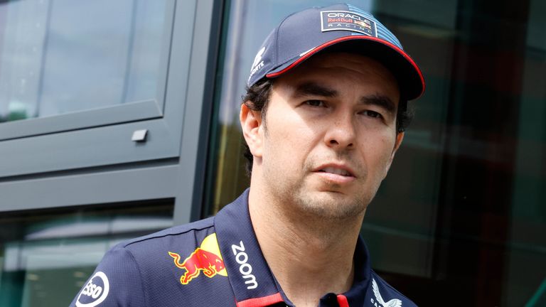 Sergio Perez steht unter Druck, Gerüchten zufolge könnte er sein Cockpit noch in der Saison verlieren.
