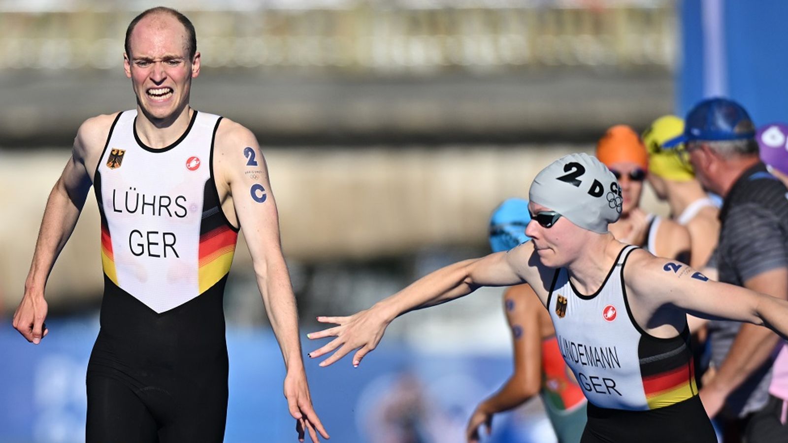 Deutsche MixedStaffel im Triathlon holt OlympiaGold nach packendem