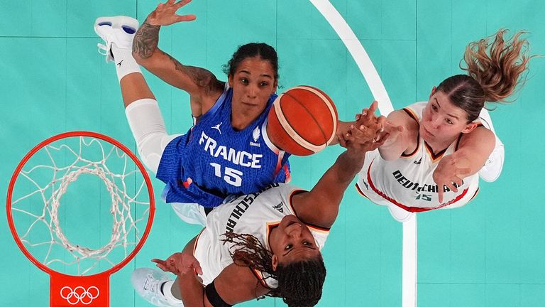 Die deutschen Basketballerinnen verlieren das Viertelfinale beim olympischen Turnier gegen Gastgeber Frankreich. 