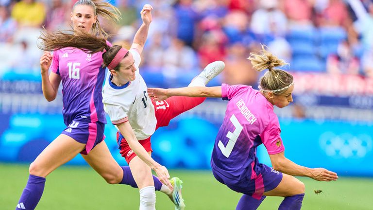 Die DFB-Frauen verlieren im Halbfinale des Olympischen Fußballturniers gegen die USA.