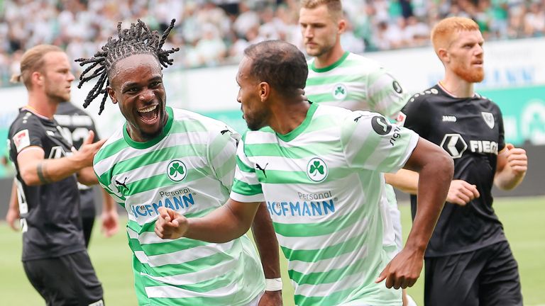 Die SpVgg Greuther Fürth siegt zum Auftakt gegen Aufsteiger Preußen Münster. 