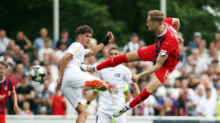 Der 1. FC Heidenheim schlägt den FC 08 Villingen souverän.