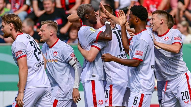 1. FC Kaiserslautern bezwingt den FC Ingolstadt.