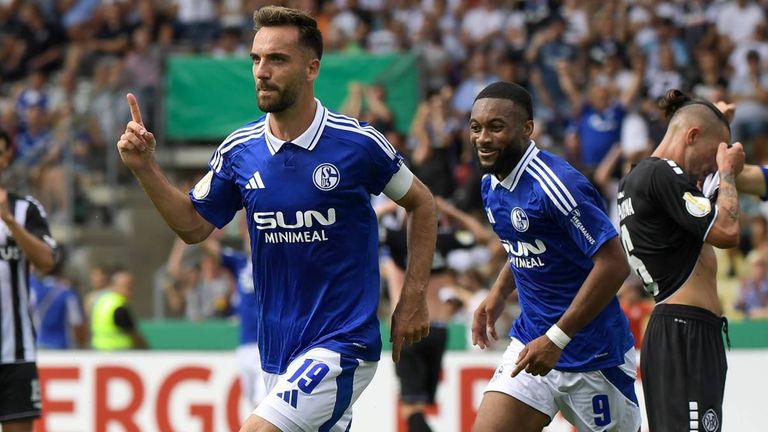 Kenan Karaman bringt Schalke gegen Aalen auf die Siegerstraße.