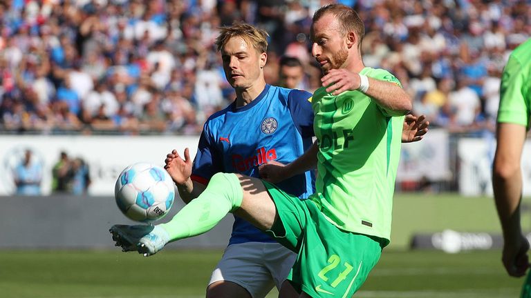 Ein Tor und ein Assist: Maximilian Arnold wird zum Wolfsburg-Matchwinner in Kiel.