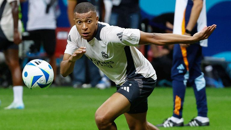 Kylian Mbappe ist vor der Saison von PSG zu Real Madrid gewechselt.