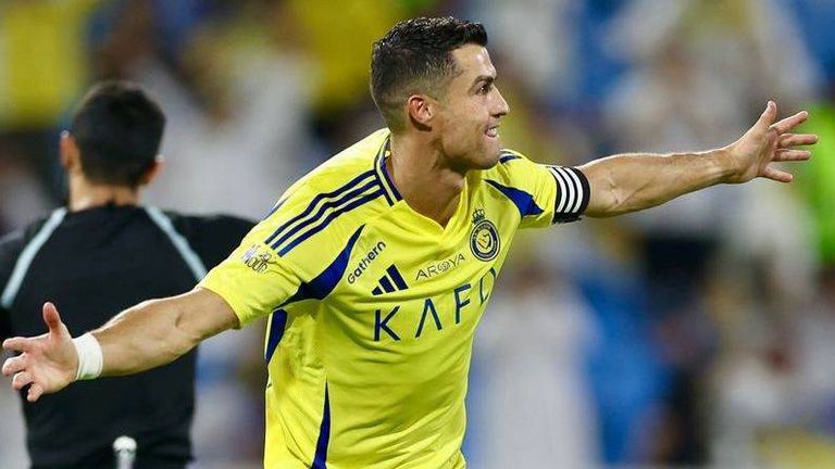 Cristiano Ronaldo geht seit 2023 für Al Nassr in der Saudi Pro League auf Torejagd.