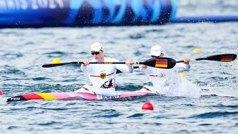 Die Kanuten Max Lemke und Jacob Schopf haben bei den Olympischen Spielen in Paris ihre zweite Goldmedaille gewonnen.