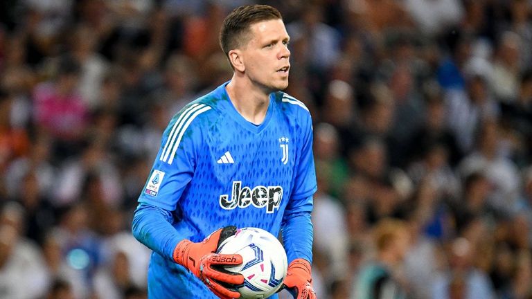 Szczesny spielte von 2017 bis 2024 bei Juventus Turin. In der polnischen Nationalmannschaft steht er seit 2009 im Tor und gilt als der beste polische Torwart.