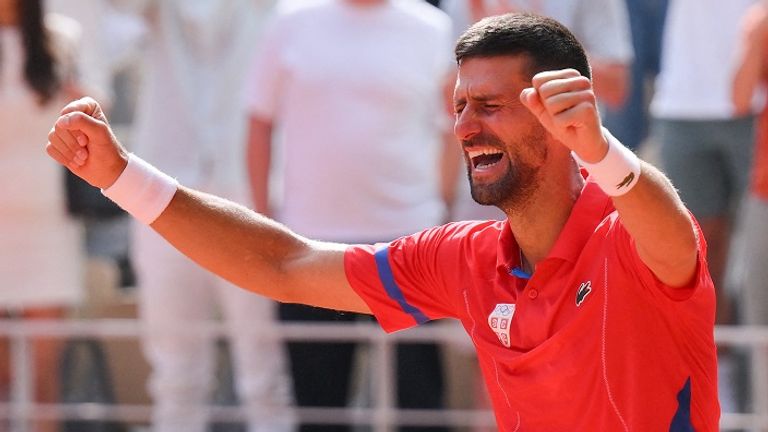 Novak Djokovic freut sich sehr über sein Olympia-Gold.