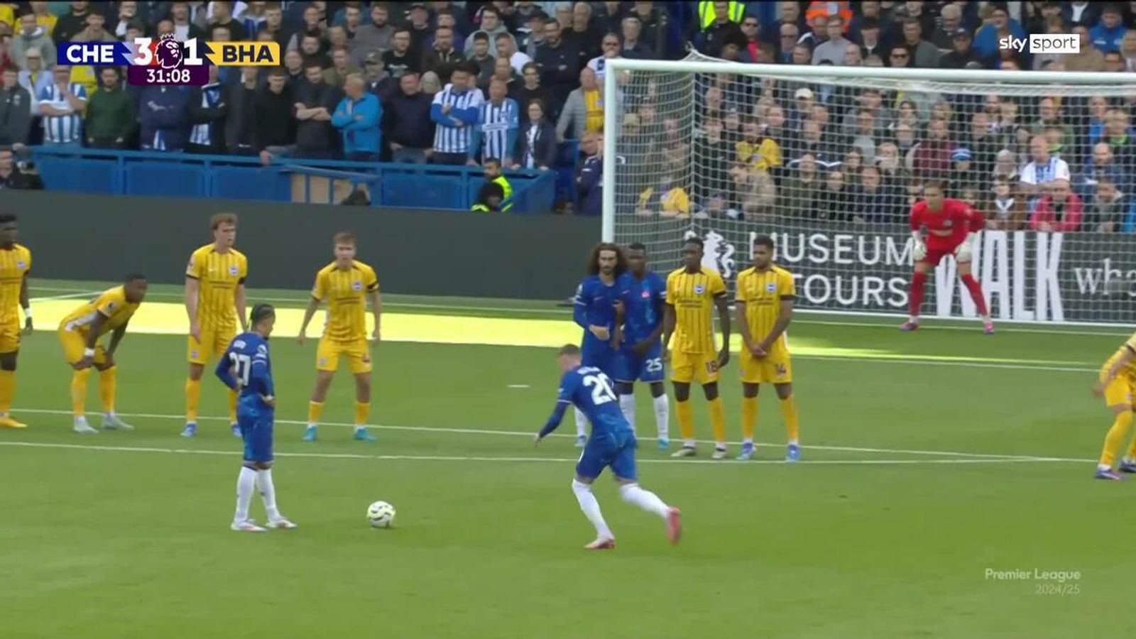 CHELSEA 31 Brighton Palmer mit dem Hattrick (31. Min.) InMatch