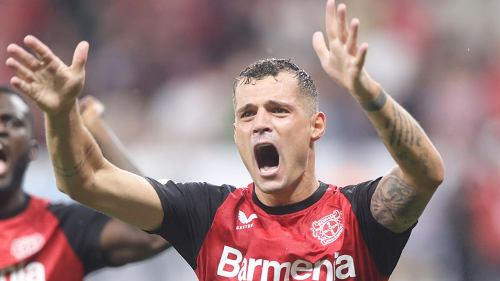 Granit Xhaka im exklusiven Sky Interview über das Topspiel FC Bayern gegen Bayer 04 Leverkusen