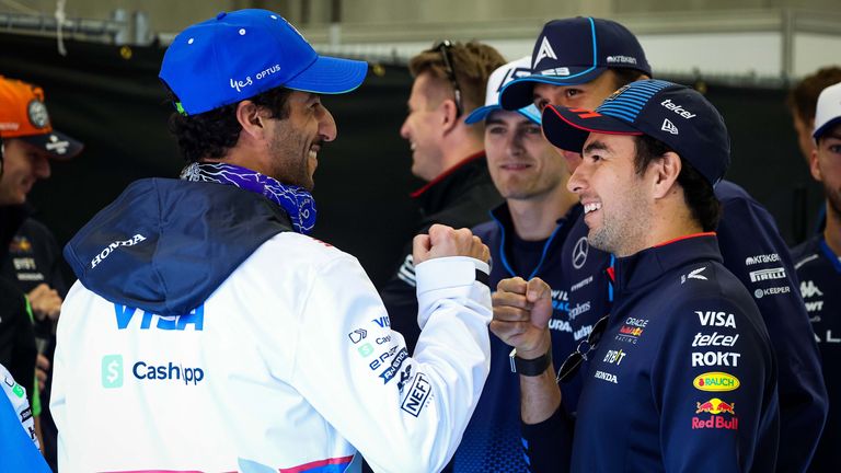 Daniel Ricciardo (l.) fährt wohl in Singapur sein letztes Rennen für Racing Bulls.