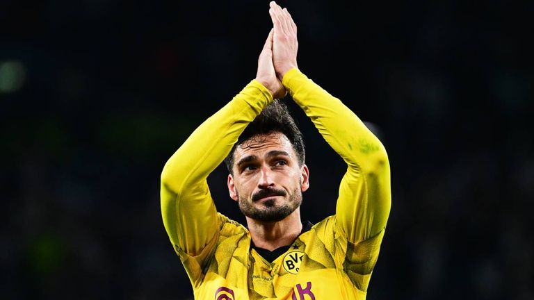 Mats Hummels wechselt offiziell zur AS Roma. 