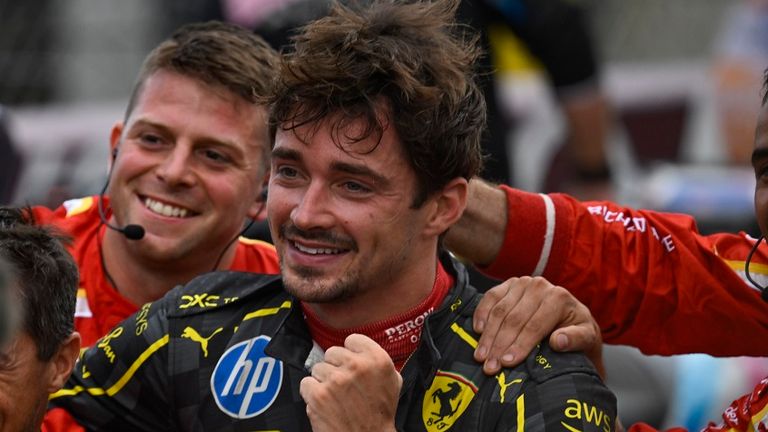 Charles Leclerc gewinnt den Großen Preis von Monza.