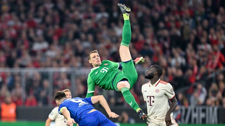 Manuel Neuer musste beim CL-Spiel gegen Zagreb zur Halbzeit ausgewechselt werden.