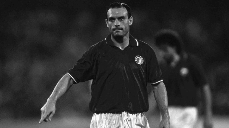 Salvatore Schillaci stirbt im Alter von nur 59 Jahren.