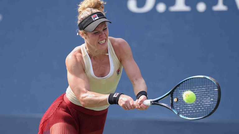 Laura Siegemund scheidet in Peking gegen Julija Starodubzewa aus.