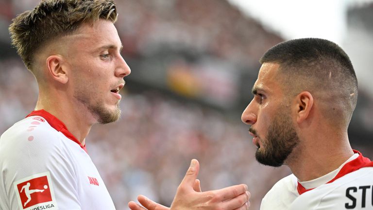 Deniz Undav (r.) und Ermedin Demirovic sind beim VfB Stuttgart derzeit bestens in blendender Form. 