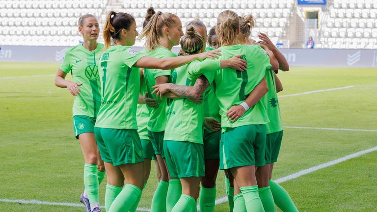 Die Championsleague ist den Wolfsburg-Frauen dank des Kantersiegs zum Greifen nah. 