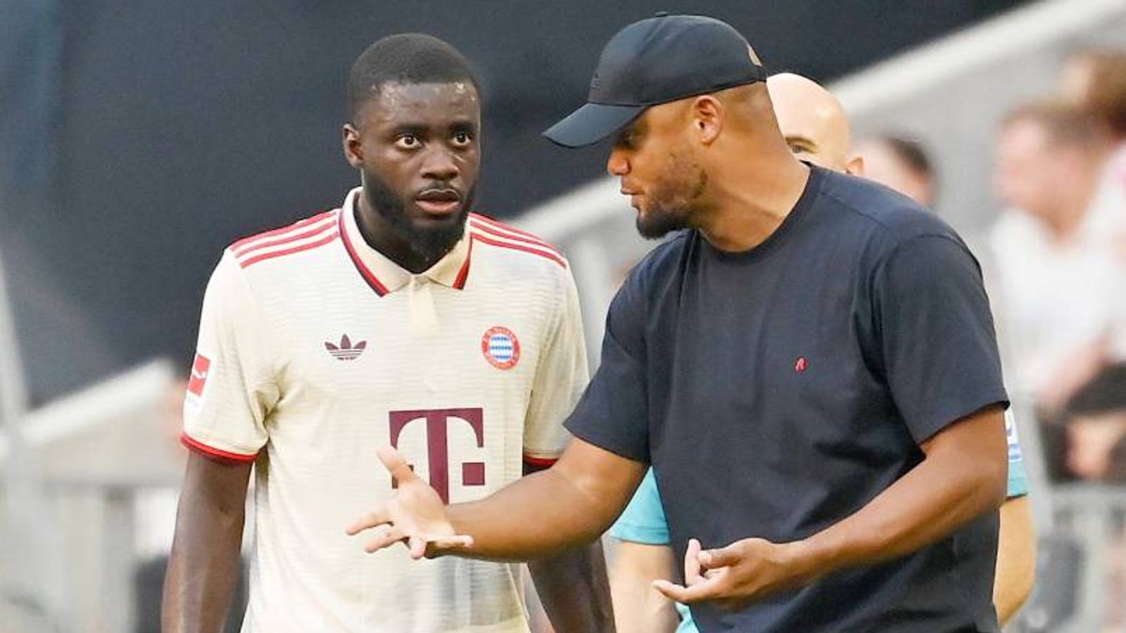 Dayot Upamecano erklärt Leistungssprung unter Vincent Kompany beim FC Bayern