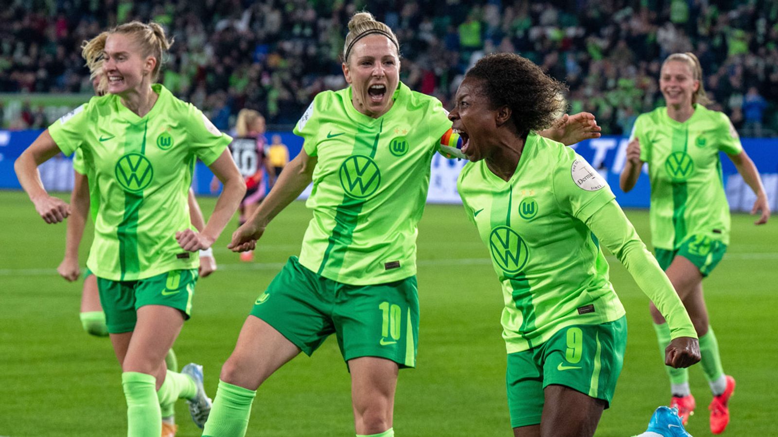 VfL Wolfsburg Besiegt In Der Frauen Bundesliga Den FC Bayern Fu ball vfl-wolfsburg-besiegt-in-der-frauen-bundesliga-den-fc-bayern-fu-ball