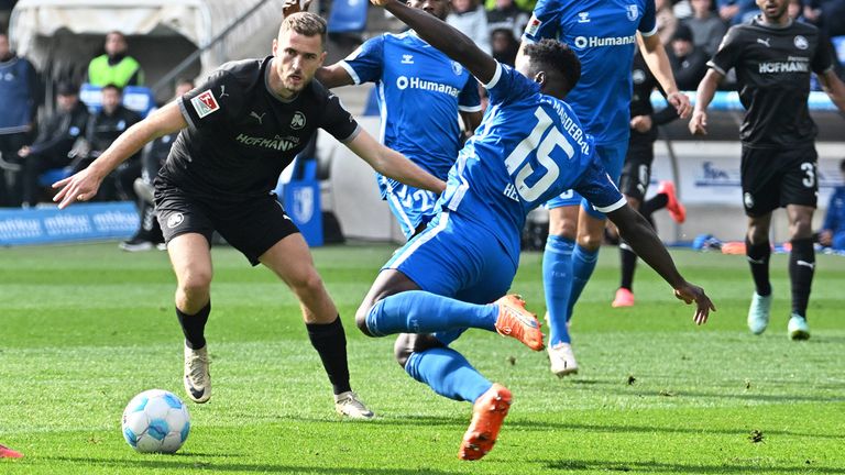 1. FC Magdeburg gegen die SpVgg Greuther Fürth.