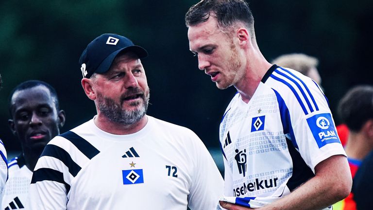 ​​​​​Sebastian Schonlau (re.) spricht über seinen Coach Steffen Baumgart.