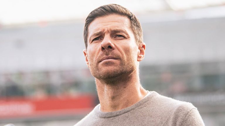 Bayer 04 Leverkusen sucht schon nach einem Nachfolger für Trainer Xabi Alonso.