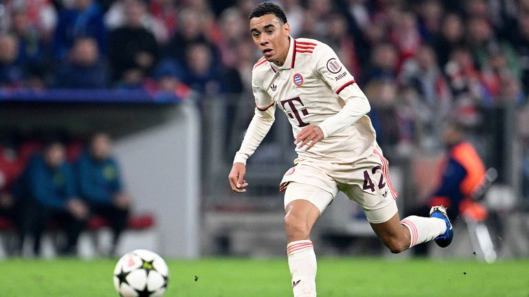 Jamal Musiala verletzte sich vor drei Wochen in der Champions League. Nun steht der Bayern-Star vor seiner Rückkehr auf dem Platz.