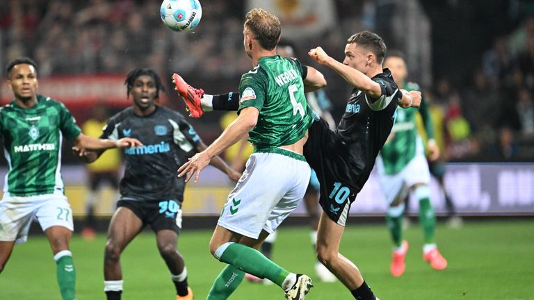 Leverkusen und Bremen trennen sich 2:2 in einem spannenden Spiel.