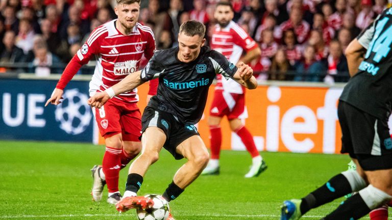 Bayer Leverkusen spielt Unentschieden gegen Stade Brest.