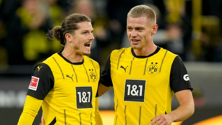 Julian Ryerson (r.) verlängert beim BVB.