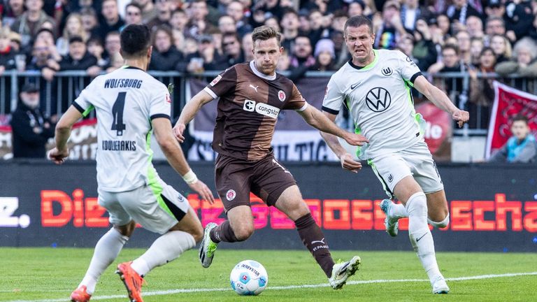 St. Pauli und der VfL Wolfsburg trennen sich 0:0.