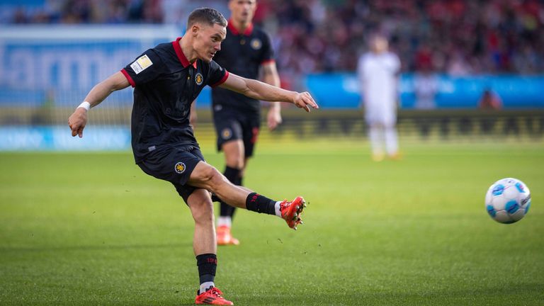 Florian Wirtz musste am Montagabend beim Länderspiel gegen die Niederlande zur Halbzeit angeschlagen ausgewechselt werden.