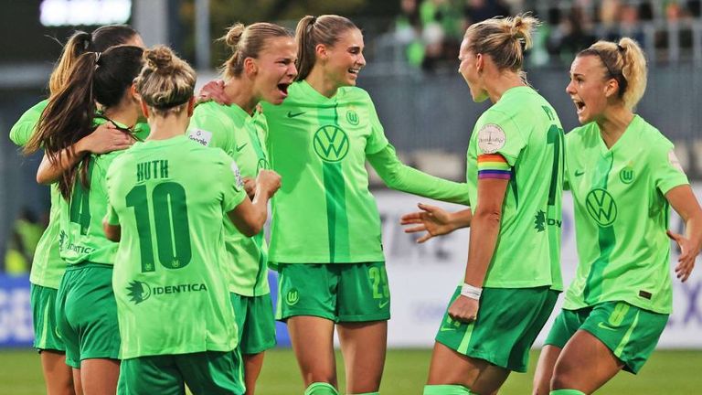 Mit einem Kantersieg haben die Wolfsburg-Frauen gegen RB Leipzig gewonnen. 