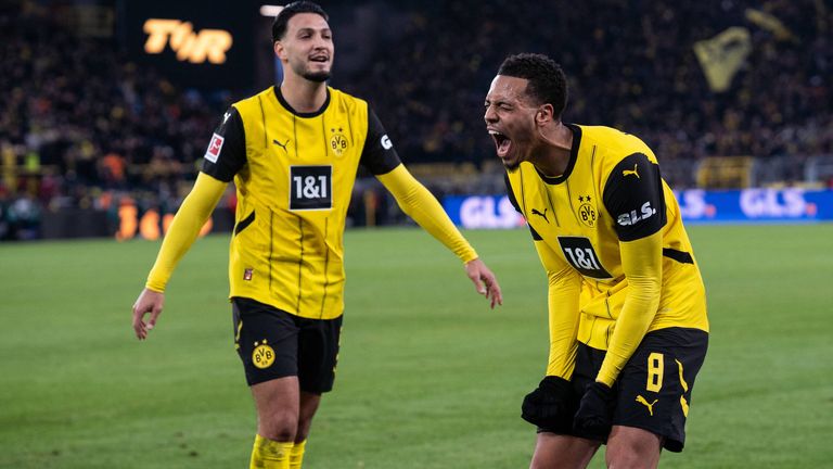 Borussia Dortmund gewinnt gegen den SC Freiburg.