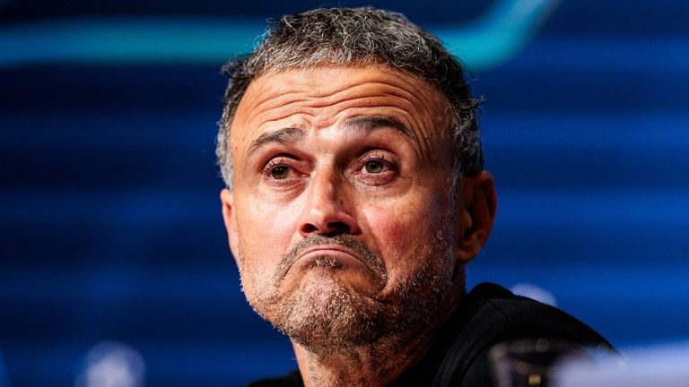 PSG-Trainer Luis Enrique musste sich nach der Niederlage beim FC Bayern erklären.