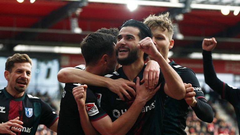 Der 1. FC Magdeburg rückt mit seinem Sieg auf sechs der 2. Bundesliga.