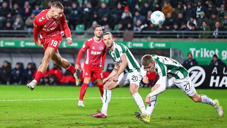 Tim Lemperle erzielt in Münster das Tor des Tages. 