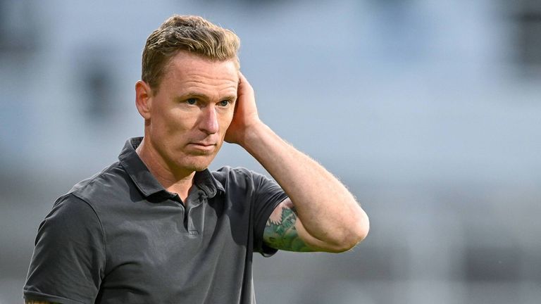 Greuther Fürth trennt sich von Interimstrainer Leonhard Haas.