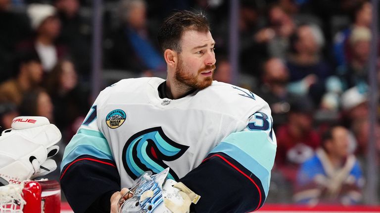 Philipp Grubauer hat mit den Seattle Kraken eine Niederlage gegen die New York Rangers kassiert.