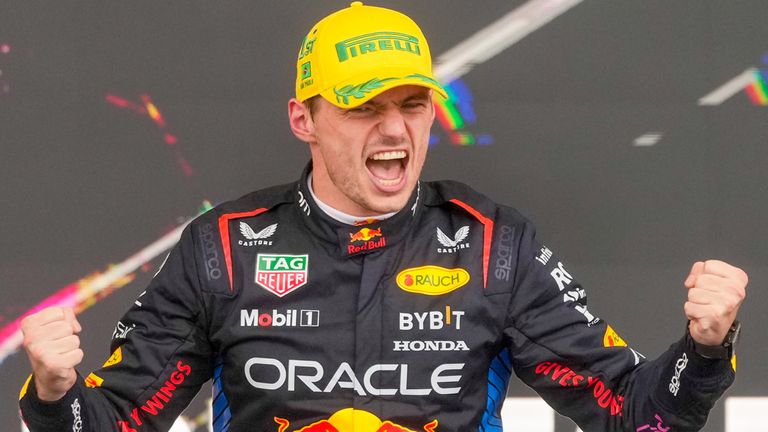 Max Verstappen (Red Bull) steuert auf seinen vierten WM-Titel in Serie zu.