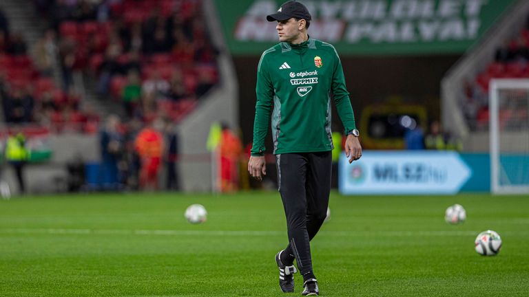 Adam Szalai wird nach seinem Zusammenbruch nicht bei der Nations-League-Partie zwischen Ungarn und Deutschland im Stadion dabei sein.