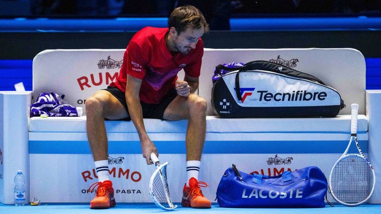 Daniil Medvedev verliert bei seiner Auftaktniederlage mehrfach die Nerven. 