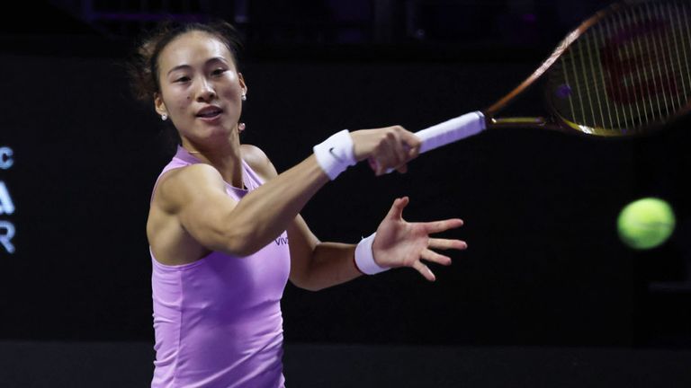 Zheng Qinwen steht bei den WTA-Finals im Halbfinale.