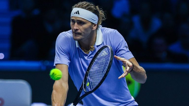 Alexander Zverev zeigte bei den ATP Finals bislang starke Leistungen.