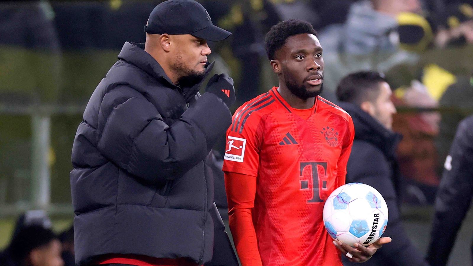 Der aktuelle Stand bei den Verhandlungen des FC Bayern mit Alphonso Davies